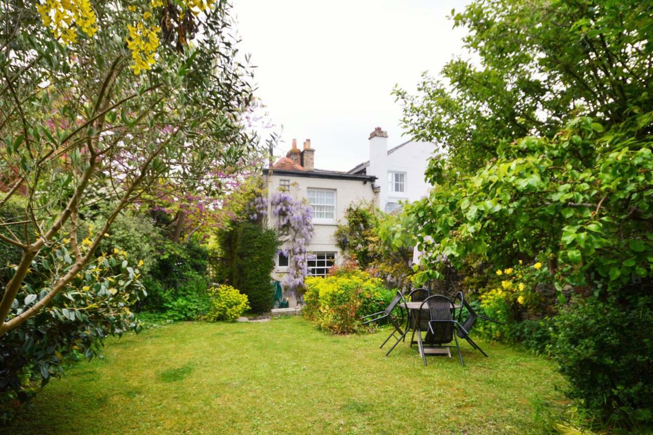 Grove Cottage Yarmouth  Exterior photo
